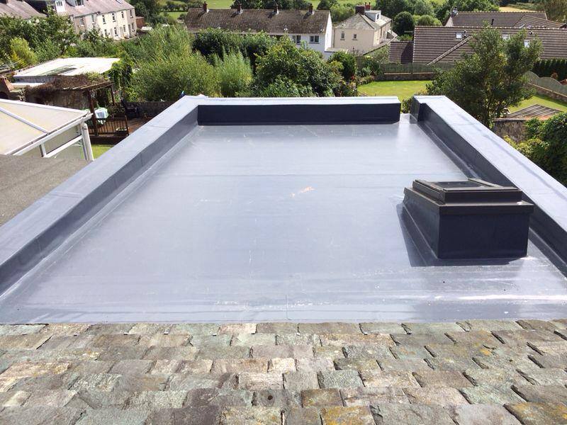 Flat roof installation work